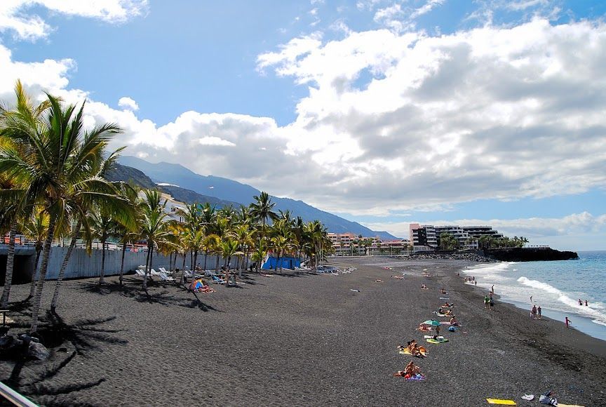 Playa puerto naos